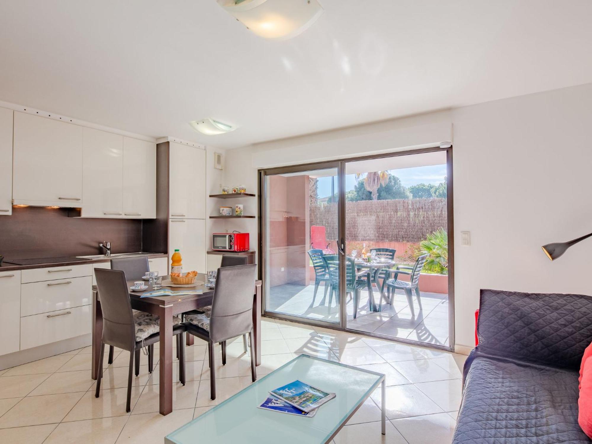 Appartement Santa Monica-2 By Interhome Fréjus